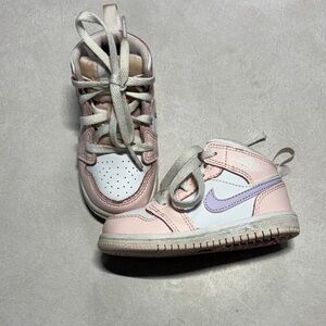 Nike Kids Light Pink and White Sneakers